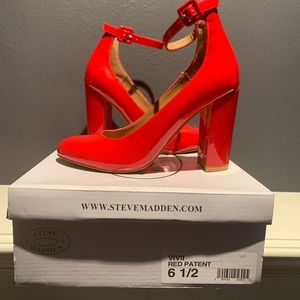 Steve Madden Red Patent 6 1/2